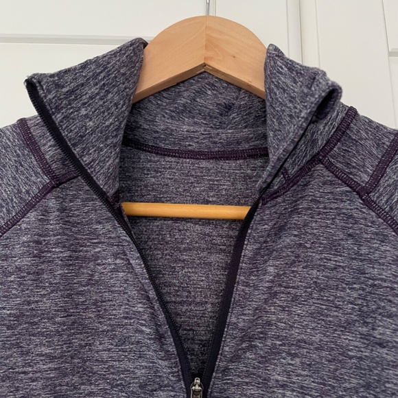 Lululemon Race Your Pace 1/2 Zip Heathered Black Grape, Size 8 - Picture 4 of 10